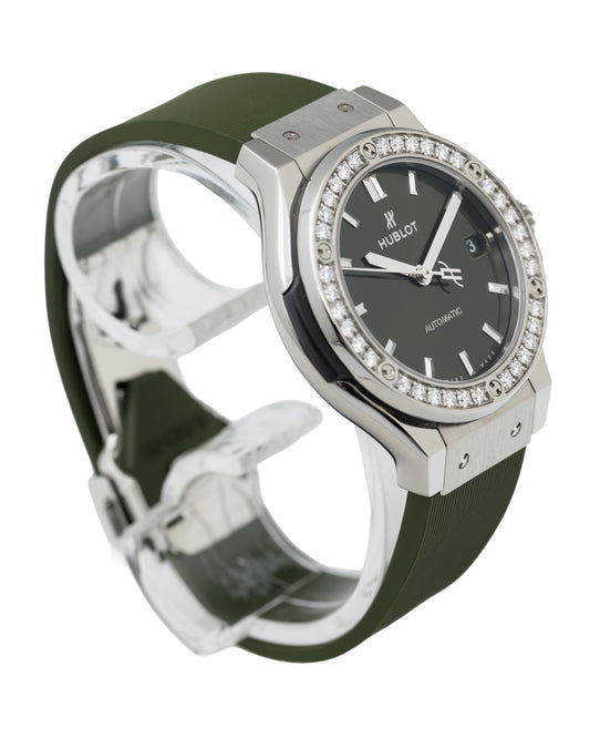Hublot Classic Fusion Titanium Green Diamonds Automatic 38mm New full set