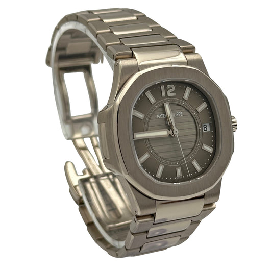 Patek Philippe Nautilus Lady 7011/1G-010 Full set like new