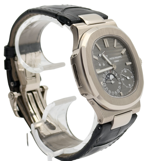 Patek Philippe 5712G-001 Nautilus NOS Full set