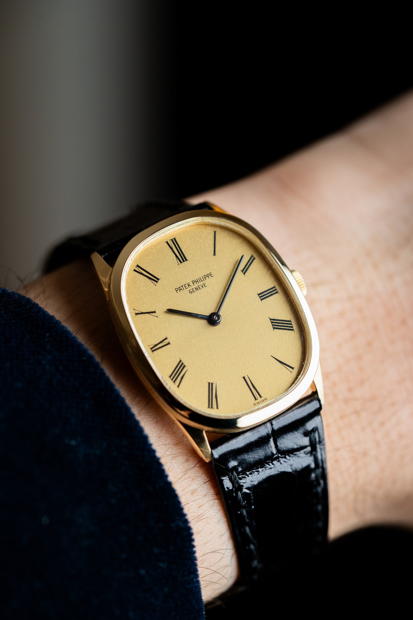 Patek Philippe 3546 Ellipse with Archives extract