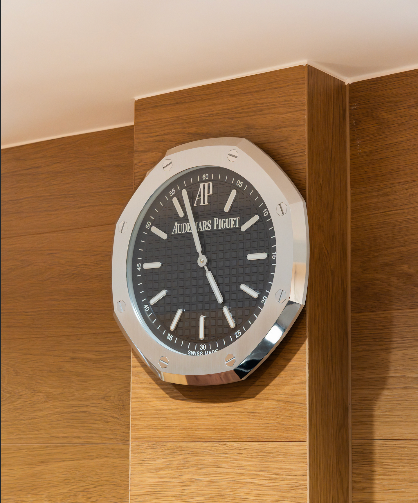 Wall clock Audemars Piguet Royal Oak