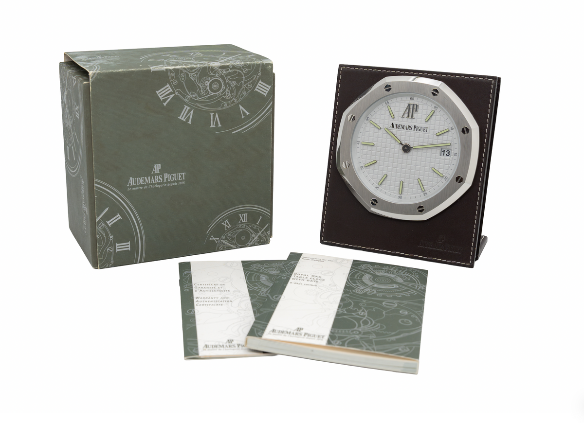 Audemars Piguet Royal Oak 8 Days Table clock date Full set