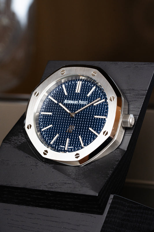 Horloge de table Audemars Piguet Royal Oak 50e anniversaire Édition Limitée 2250p