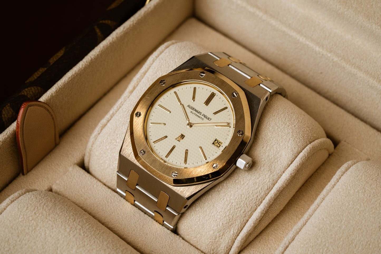 Audemars Piguet 5402SA Royal Oak Jumbo