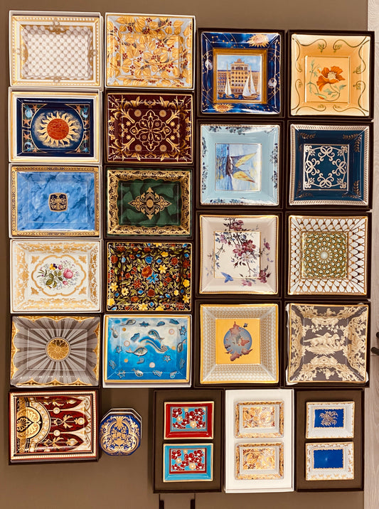 Patek Philippe Full collection vide-poche porcelaine of 32 plates