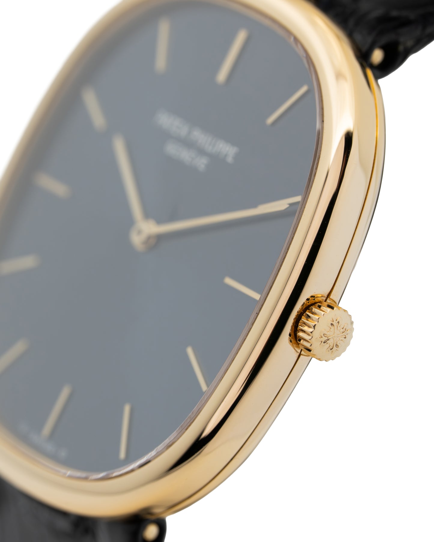 Patek Philippe Ellipse 3838 with Archives extract