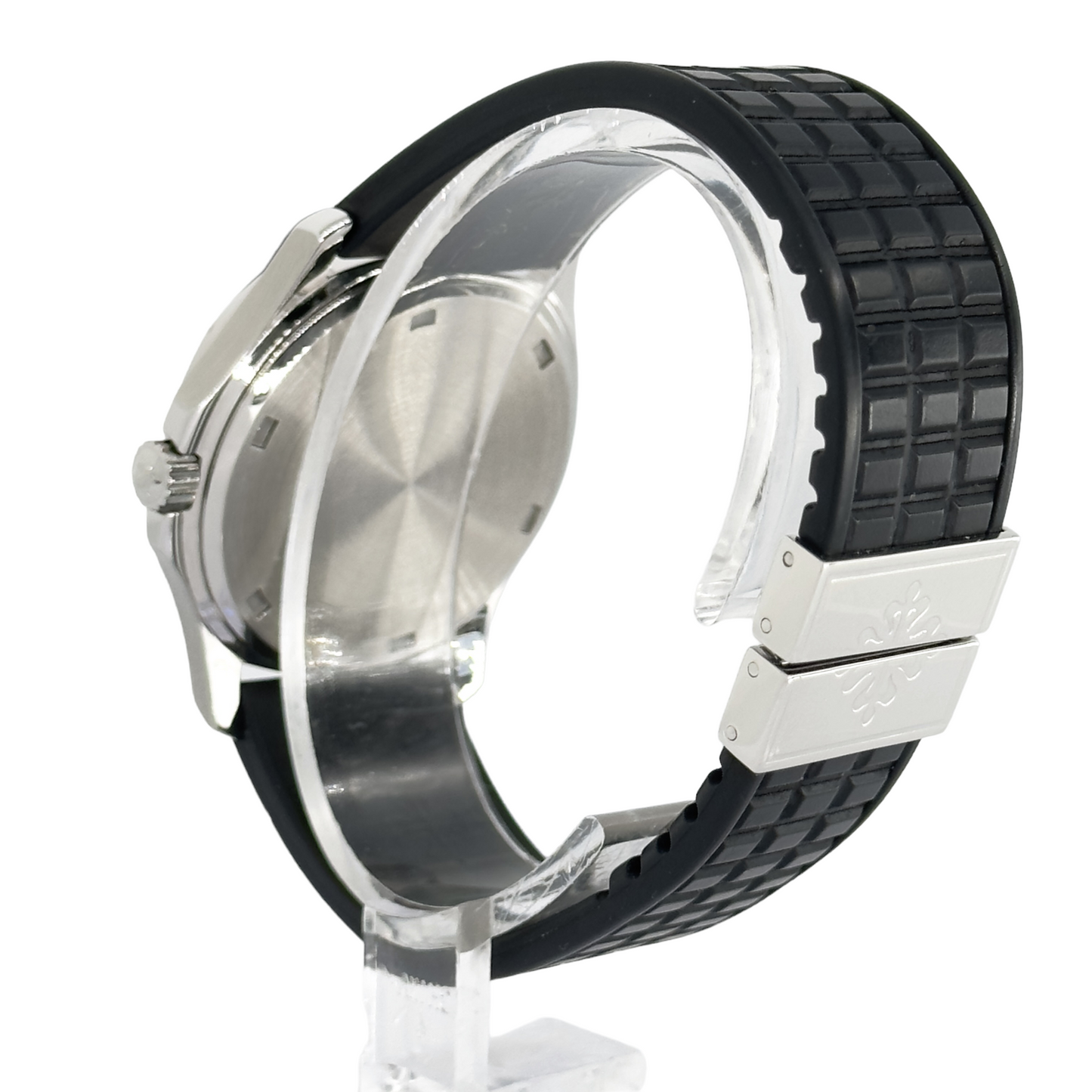 Patek Philippe 5060A Aquanaut first generation with extract of archives