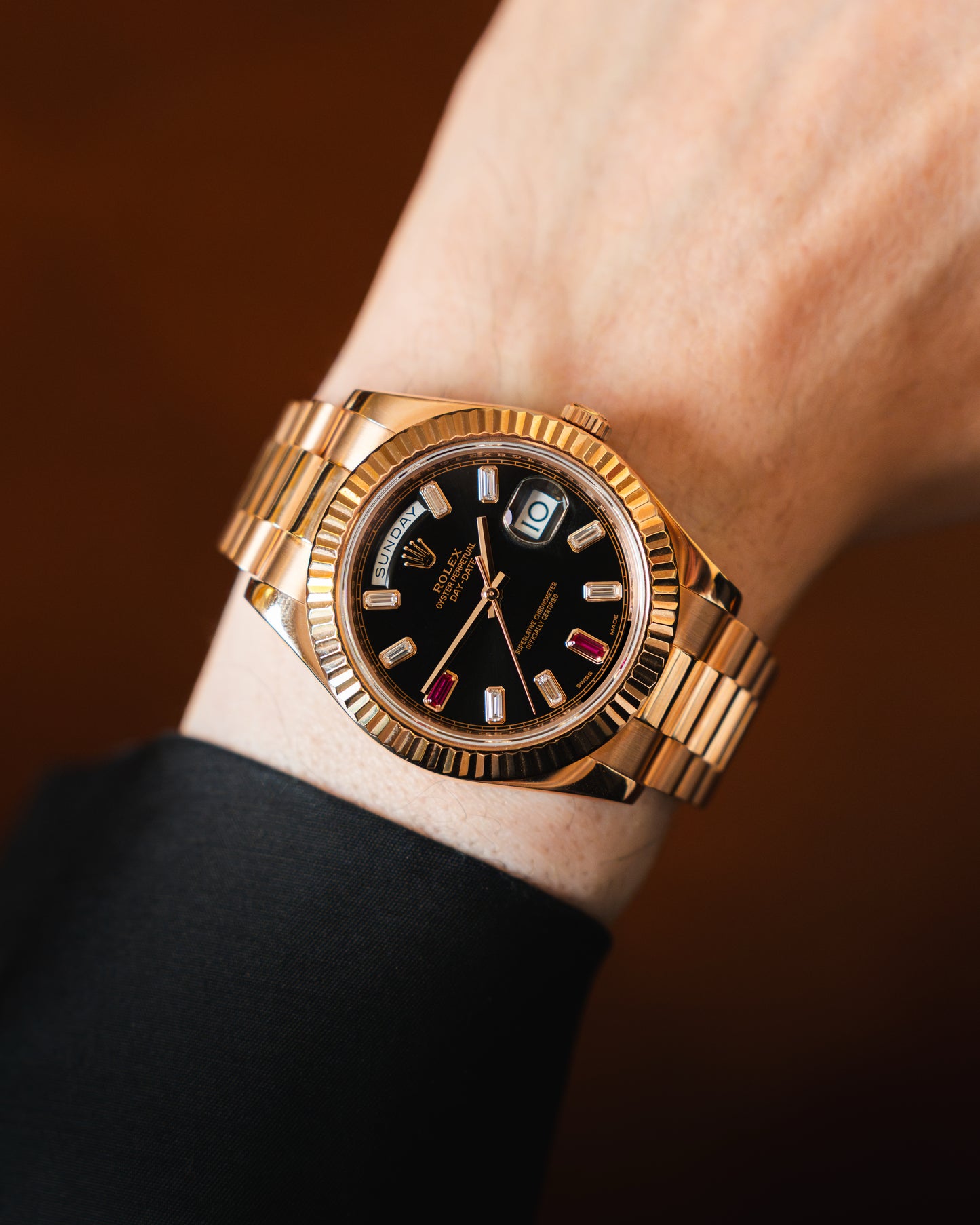 Rolex Day-Date II 218235 Factory Rolex diamonds & ruby dial